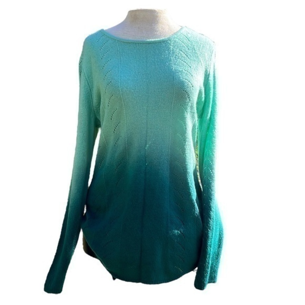 Womens long sleeve ombre green crocheted sweater, brand unknown, medium size